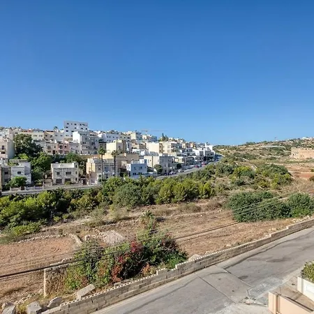 Wonderland, 1 * San Ġiljan