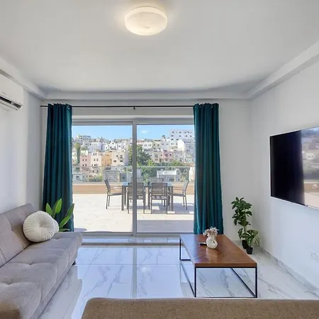 Apartman Wonderland, 1