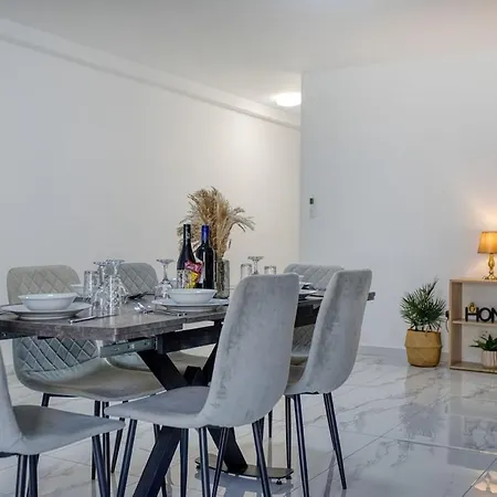 Apartman Wonderland, 1